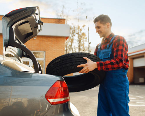 Mobile tyre repair at roadside